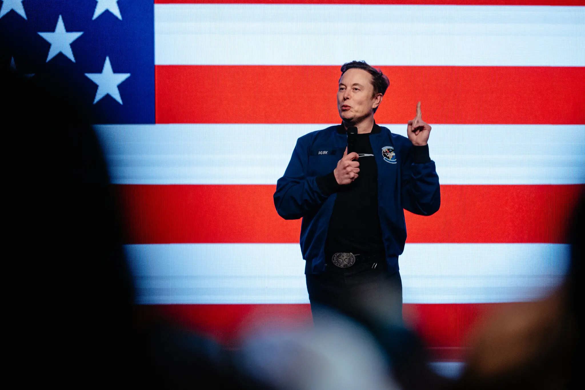 Обшуки в офісі X у Парижі та відповідь Маска: конфлікт навколо алгоритмів, політики й свободи слова в Європі